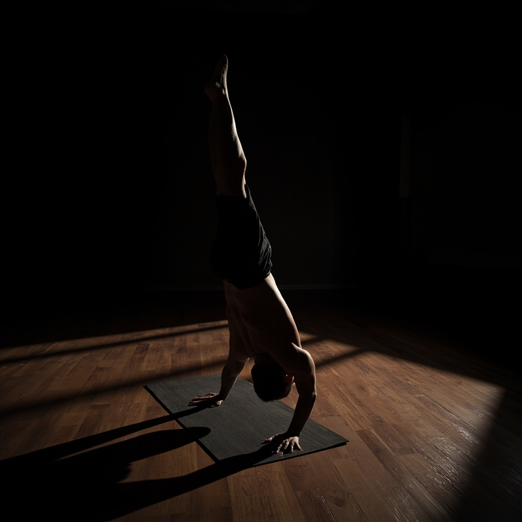 https://images.unsplash.com/photo-1544367567-0f2fcb009e0b?q=80&w=2000&auto=format&fit=crop